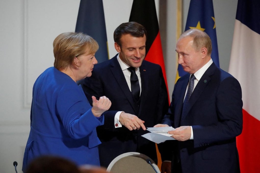 Les accords de Minsk, un simple leurre, assure A. Merkel