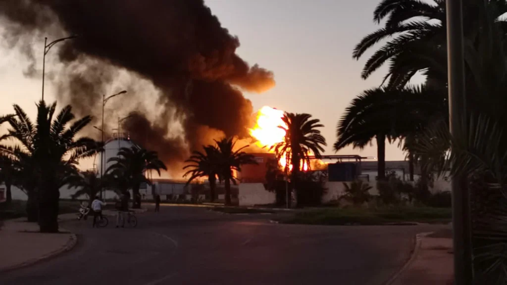 L’incendie n’a détruit que des camions-citerne, assure-t-on