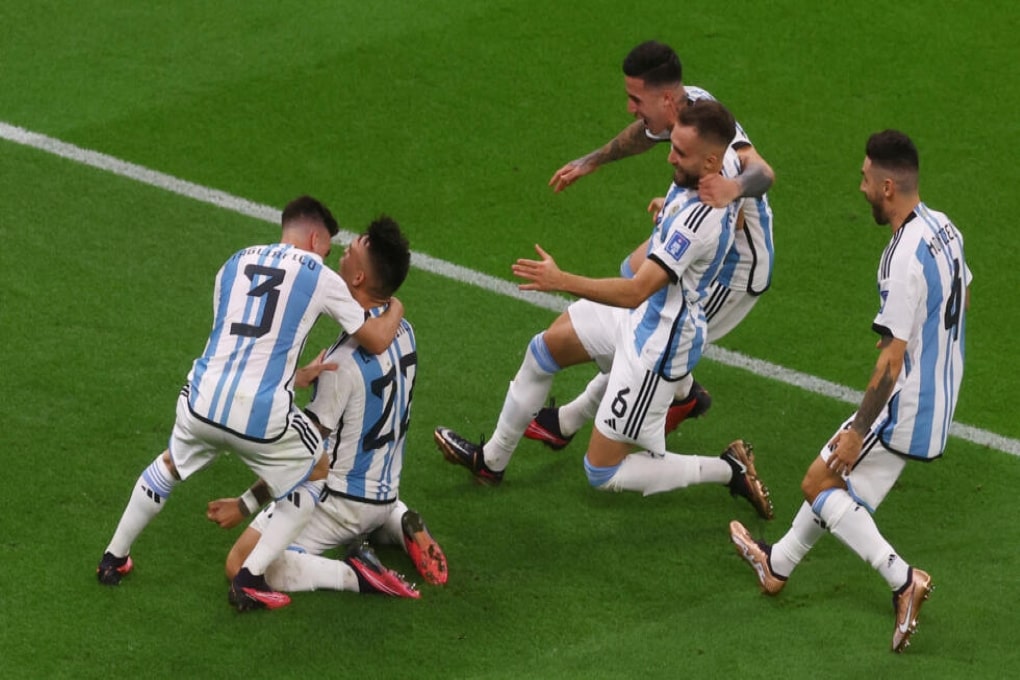 Les Argentins arrachent la victoire aux Bataves