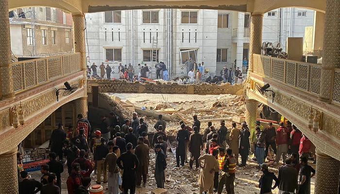 Explosion mortelle dans une mosquée du Peshawar