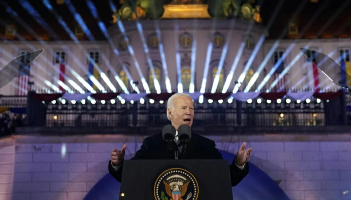 J. Biden défie la Russie