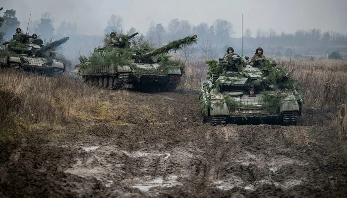 L’OTAN alerte sur les besoins croissants de Kiev en munitions
