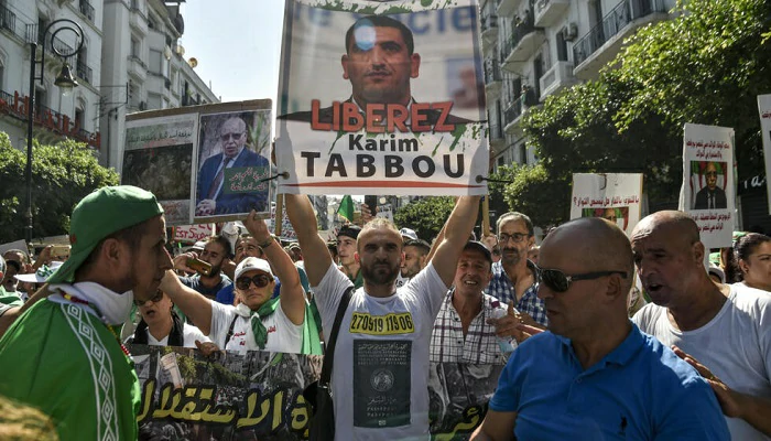 Le système algérien écrase ses opposants