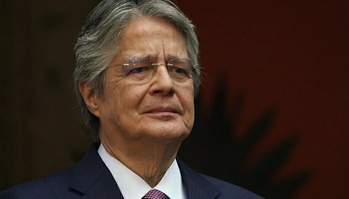 Dissolution du parlement équatorien