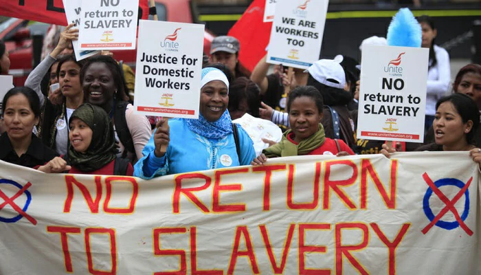 Esclavage des temps modernes : Le Royaume-Uni dans le box des accusés