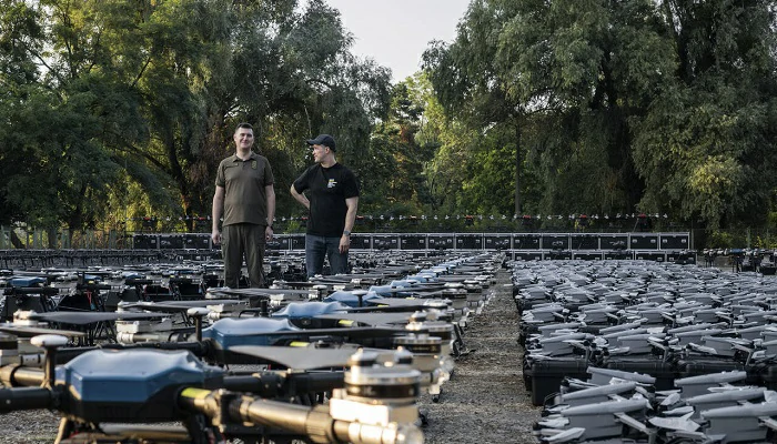 L’armée russe avance sur le front : Kiev lance ses drones sur Moscou