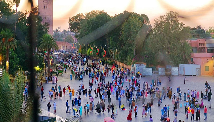 La moitié des Marocains jouent une fois par an aux touristes