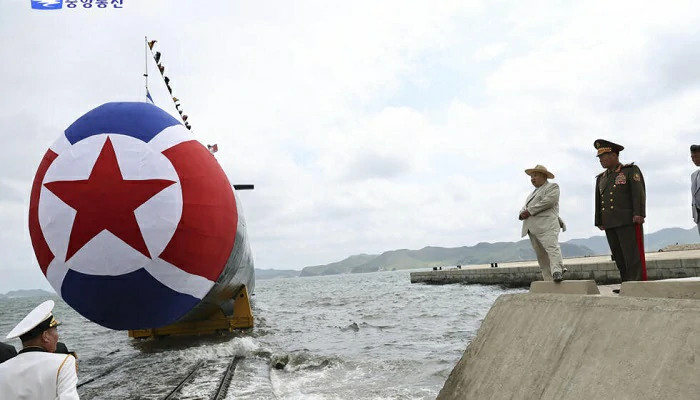 Défense : Pyongyang met à l’eau un sous-marin nucléaire