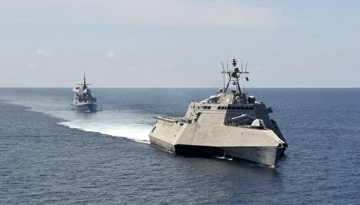 L’USS Gabrielle Giffords croise en mer de Chine : Pékin fustige …