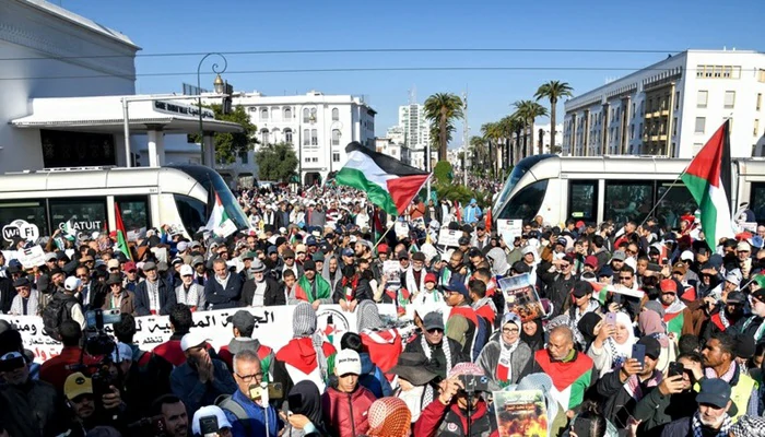 Gigantesque manifestation de soutien à la Palestine à Rabat : Pétition citoyenne pour la rupture des relations entre Rabat et Tel-Aviv