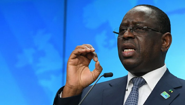 Présidentielle sénégalaise : Face à la pression de la rue, M. Sall lâche du lest…