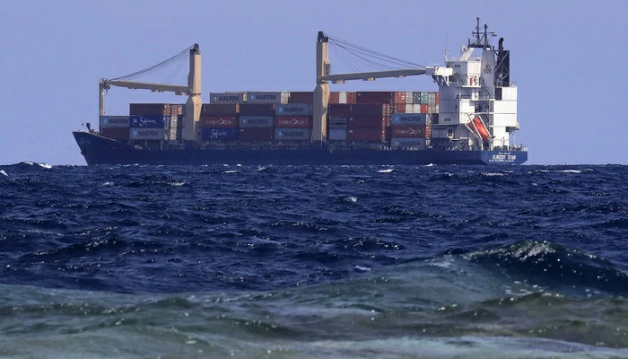 L’armée yéménite maintient la pression en mer Rouge : Un nouvel incident signalé au large d’Aden…