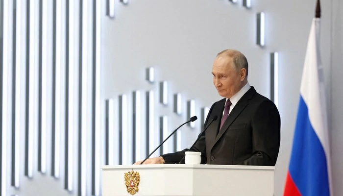 L’armée russe est à l’offensive : V. Poutine salue le dynamisme de l’économie et de la société