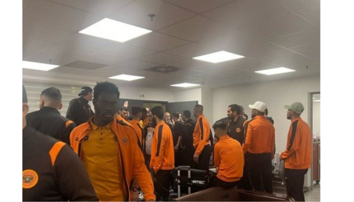 Nouvel incident à l’aéroport d’Alger : Les joueurs de la RSB harcelés…