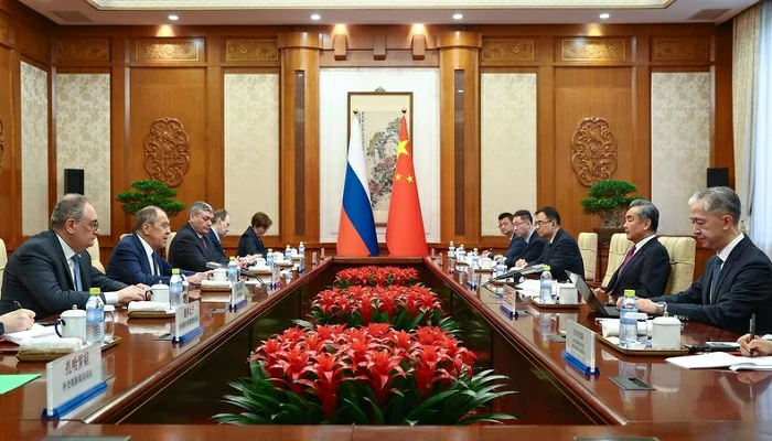 S. Lavrov à Pékin : Renforcer les liens stratégiques russo-chinois