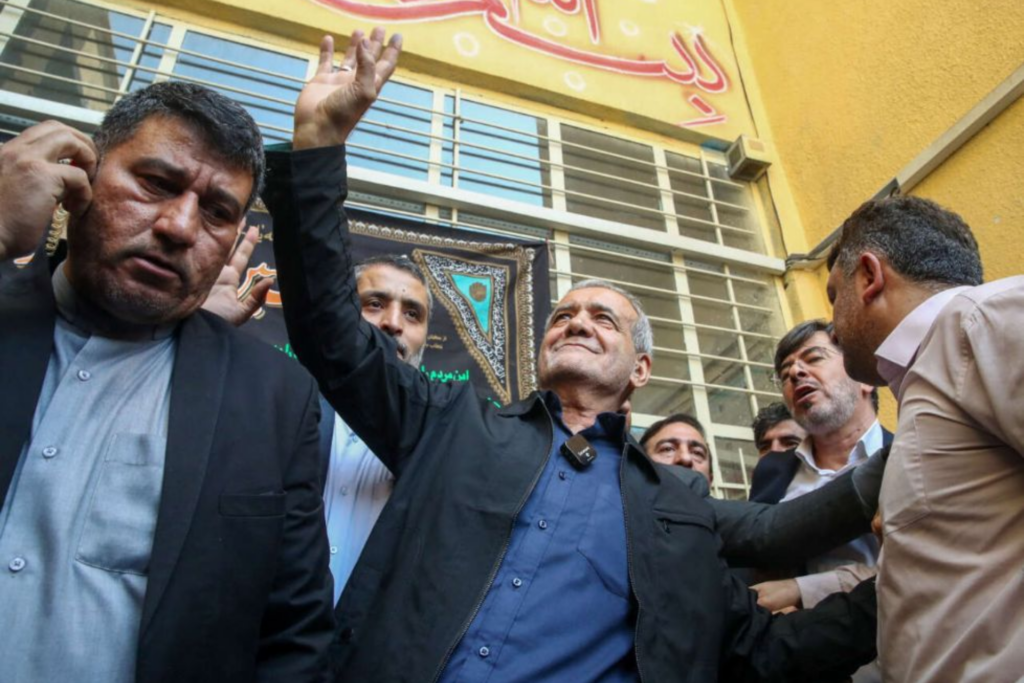 Le guide iranien cadre l’action de M. Pezshkian : Servir l’Iran et son peuple…