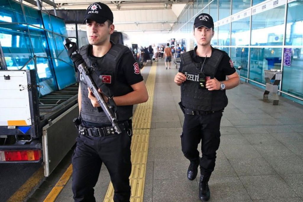 M. Rafiî arrêté à Istanbul : Les « adlistes » toujours non gratae en Turquie
