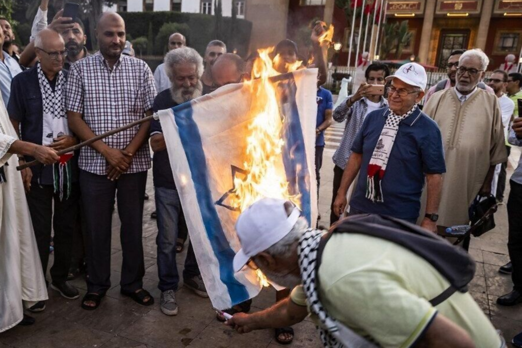 Dans le sillage du génocide dans la bande de Gaza : Israël multiplie les massacres au Liban. Appels pressants à l’abandon de la normalisation entre Rabat et Tel-Aviv