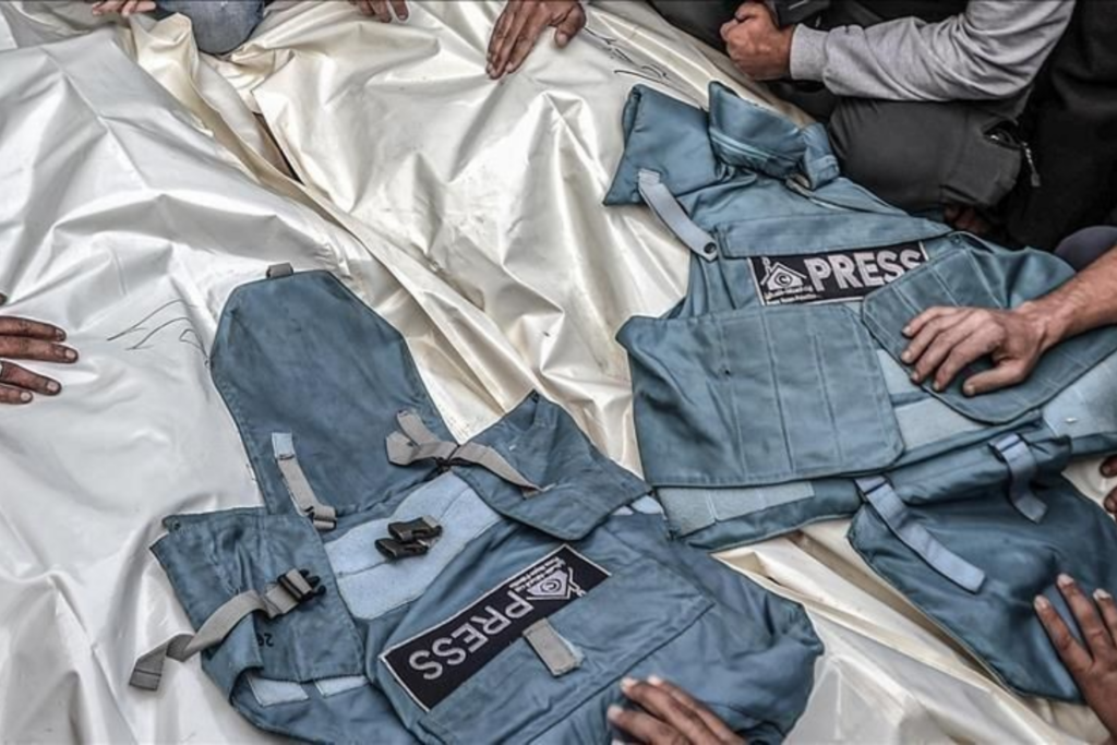 L’armée israélienne liquide les journalistes en Palestine : Opérations « coup de poing » de RSF : Sensibiliser contre le black-out médiatique...