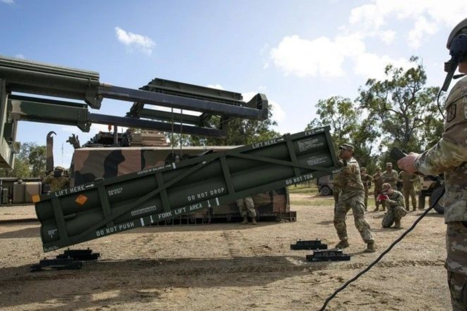 L’armée ukrainienne bousculée : Washington prévoit de nouvelles aides militaires à Kiev