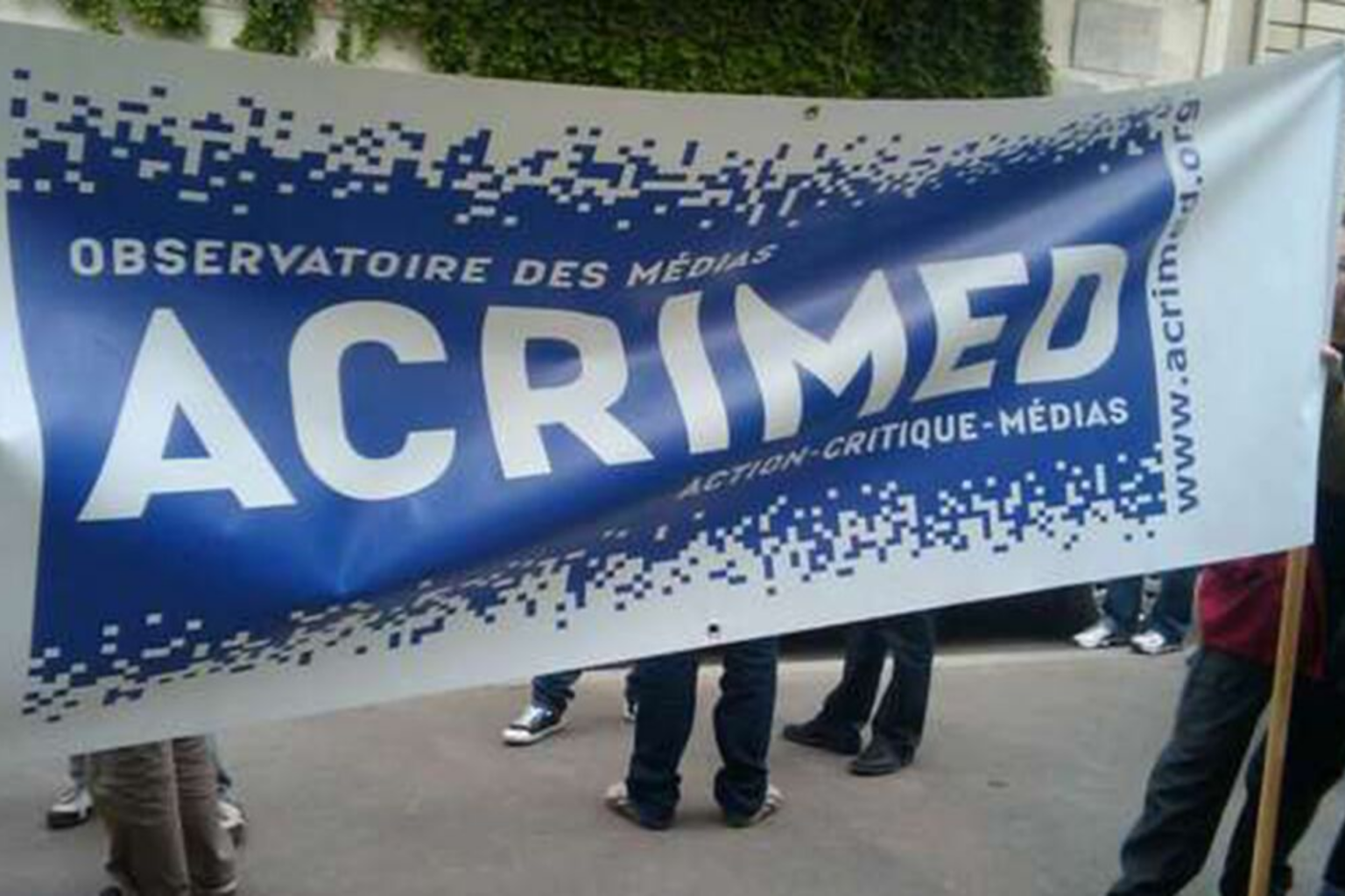 La partialité des médias français dénoncée par Acrimed : Invisibiliser les Palestiniens et couvrir les crimes sionistes...