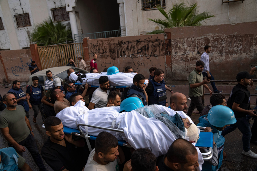 Génocide à ciel ouvert à Gaza : L’armée sioniste liquide les journalistes. Des massacres sans témoins pour seule immunité