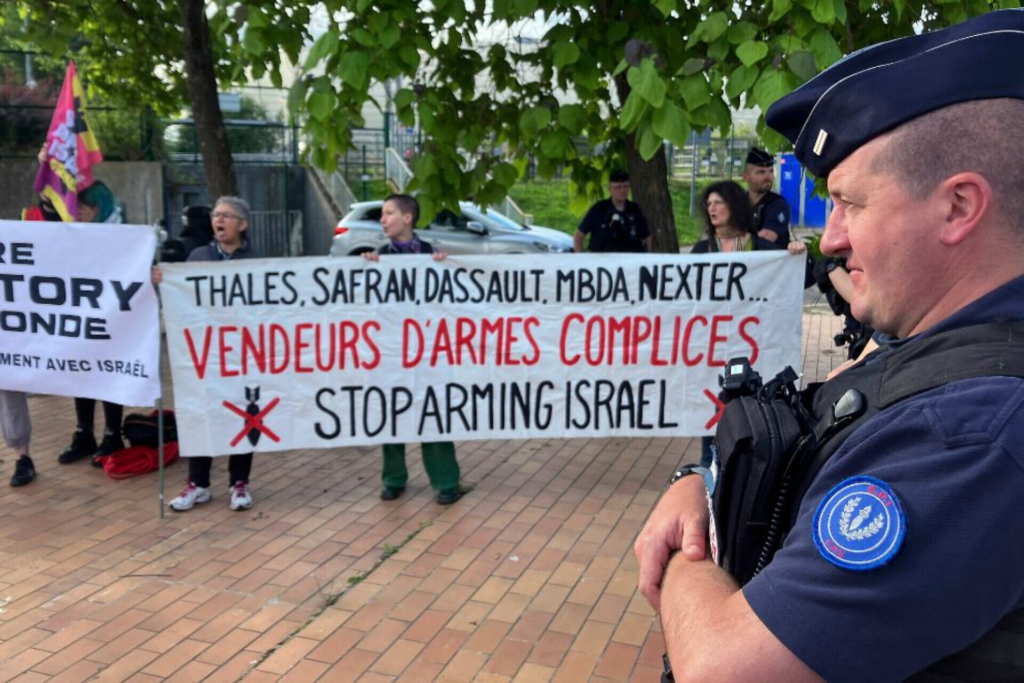 La barbarie sioniste en Palestine déchire la France : L’establishment au pouvoir défend l’occupant israélien : Et s’empresse de museler les voix dissonantes