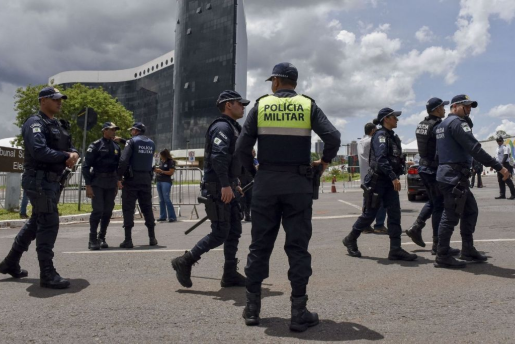 Tentative de putsch déjouée au Brésil : Des officiers arrêtés à Rio de Janeiro. La « Copa 2022 » avortée