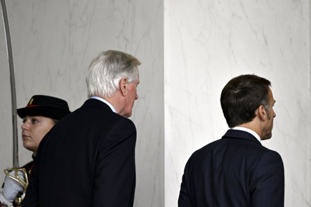 Crise politico-institutionnel en France : Le gouvernement M. Barnier censuré. Casse-tête chinois pour le système E. Macron.