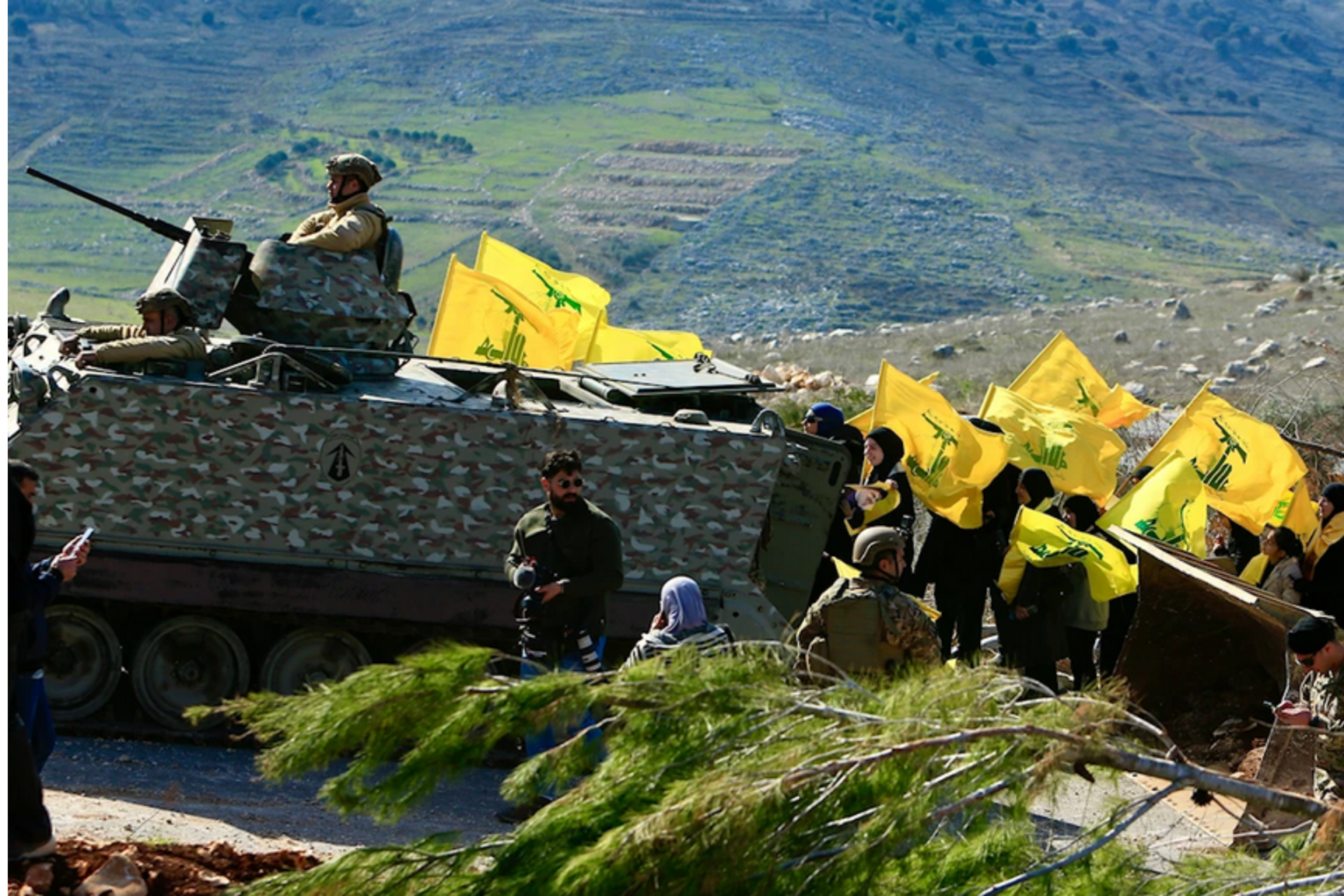 Exactions israéliennes persistantes au sud Liban : Des raids aériens pour bloquer le retour des Libanais. L’ONU dénonce...