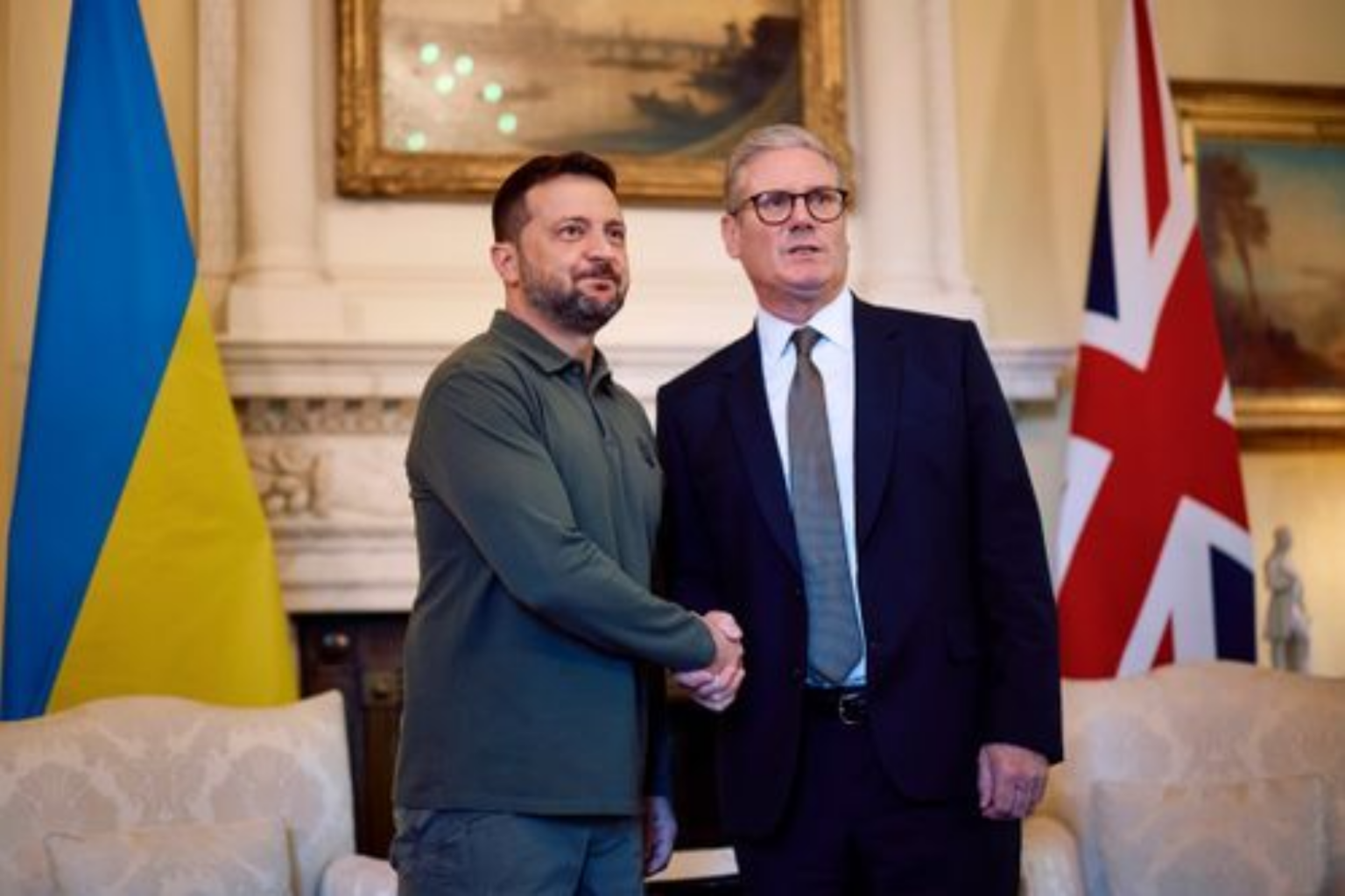 K. Starmer à la rencontre de V. Zlensky : Parapher un « partenariat de 100 ans » 
