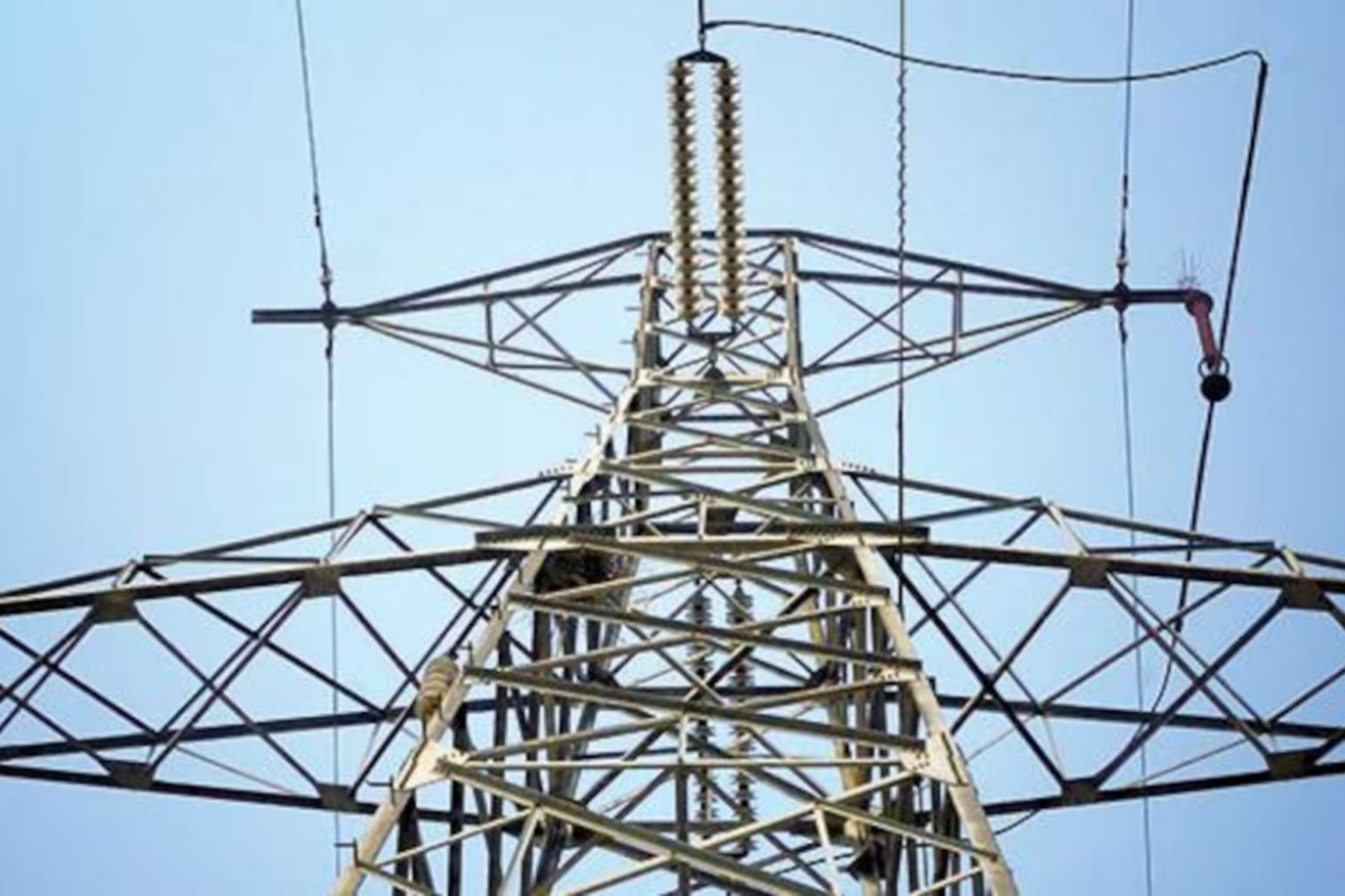ONEE : Mise sous tension de la ligne 400 kV Chemaia-Sidi Bennour. Fiat lux... 