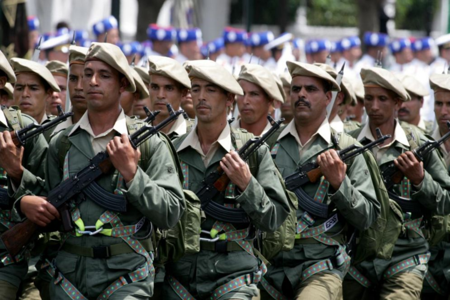 Puissance militaire : Selon le classement GFP. Le Maroc se positionne au 7è rang en Afrique