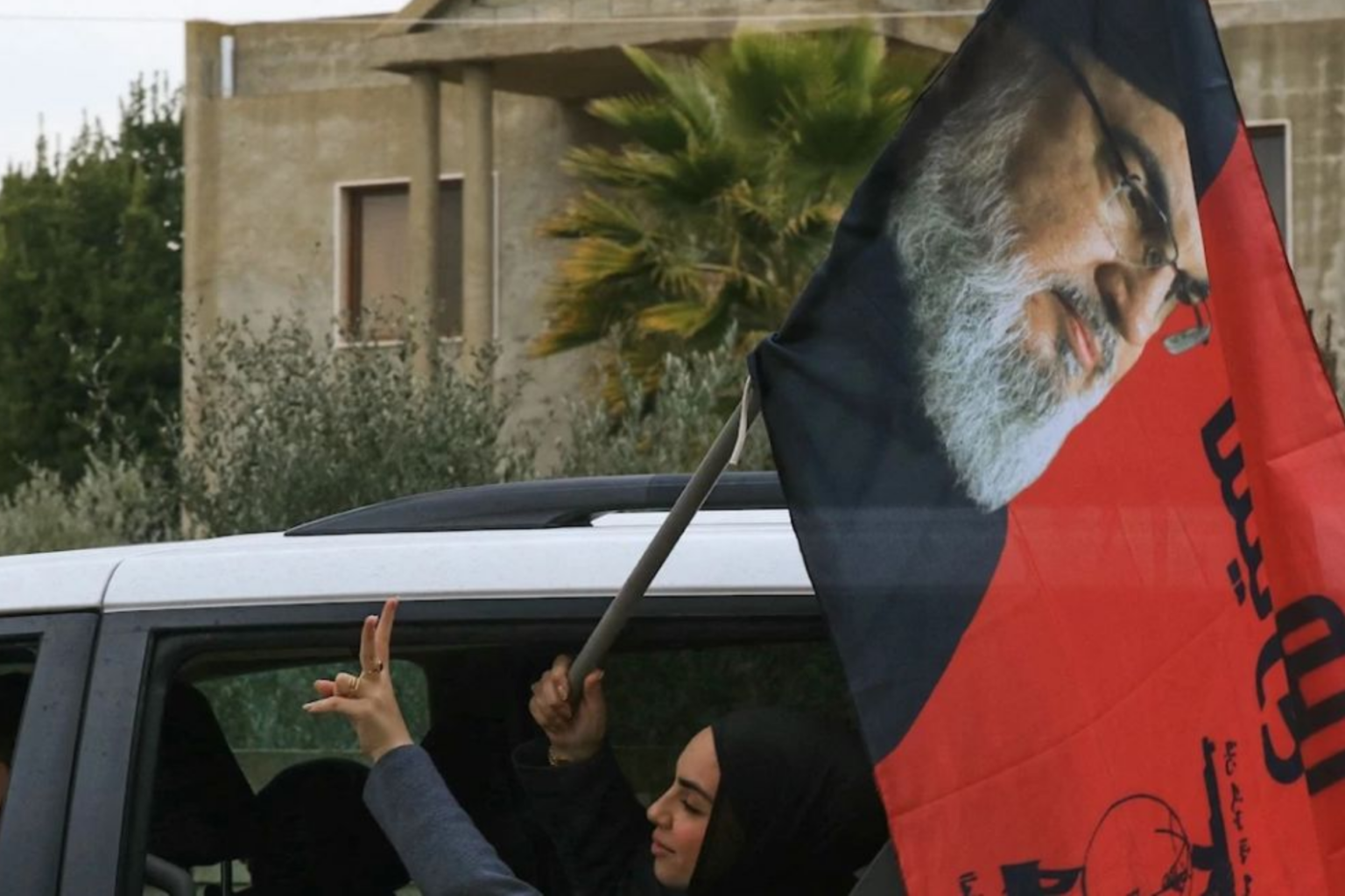 Face à la marche des Libanais vers le sud : L’armée israélienne plie bagage. Le Hezbollah met en garde Tel-Aviv