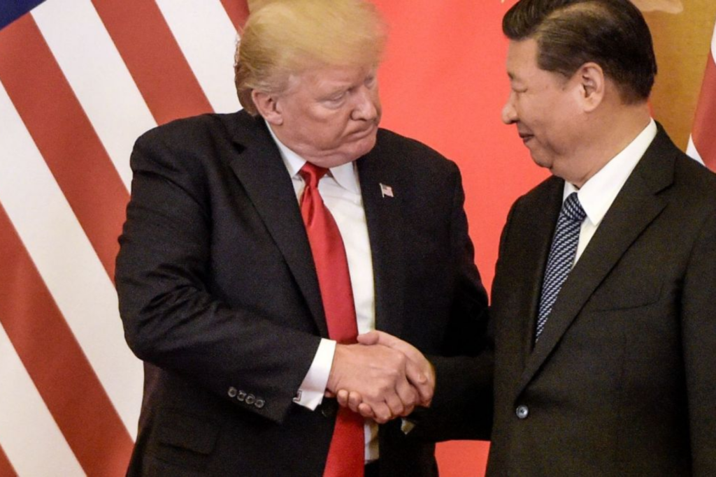 Guerre commerciale : Tout en actionnant les leviers douaniers : D. Trump considère possible de conclure un accord avec Pékin