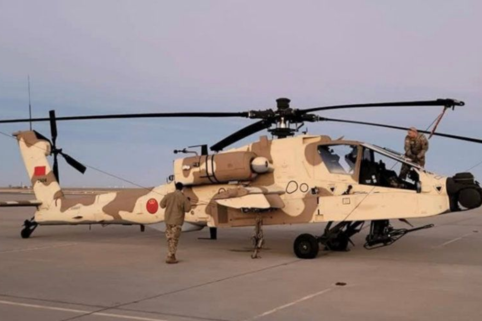 Les premiers Apache livrés au Maroc : Les FAR blindent leur flotte d’hélicoptère de combat
