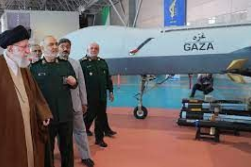 Puissance de feu de l’Iran renforcée : L’éventail des drones de combat s’élargit. Bientôt un missile de croisière hypersonique dévoilé