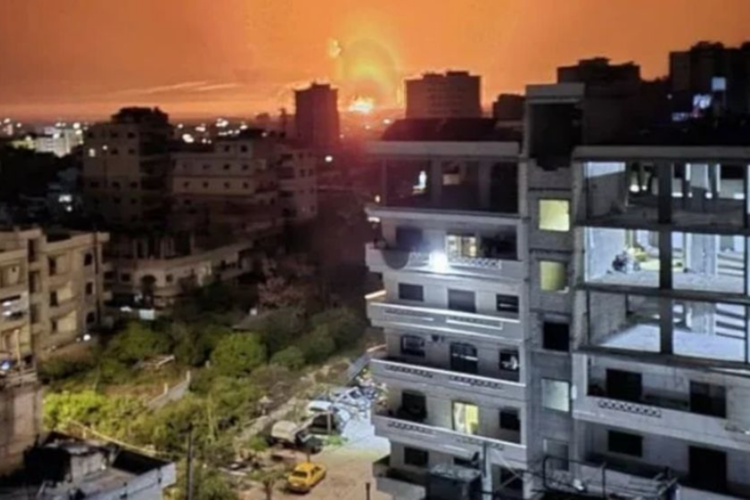 Transition chaotique en Syrie : Israël en profite, raids aériens et incursions terrestres se multiplient
