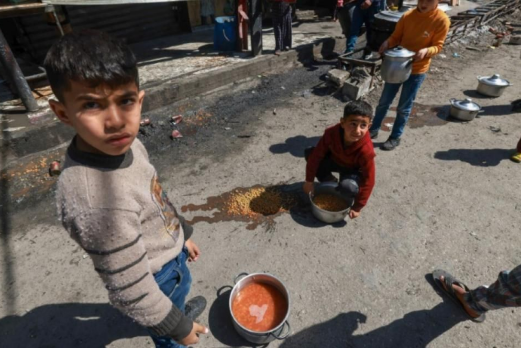 Engins explosifs toujours actifs à Gaza : Israël cible les enfants, La mort différée