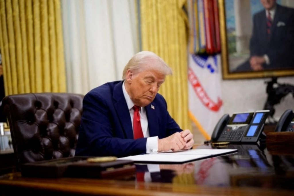 Guerre commerciale : D. Trump dégaine, et tire à tout va !