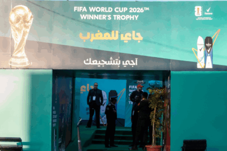 Rexona Propulse la Passion des Fans Marocains en Présentant le Trophée de la Coupe du Monde de la FIFA 2026