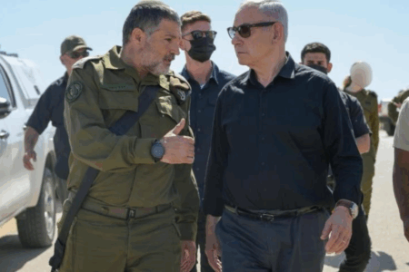 Passant outre la justice : B. Netanyahu choisit D. Zini pour piloter le Shin Beth. Un tollé un Tel-Aviv...