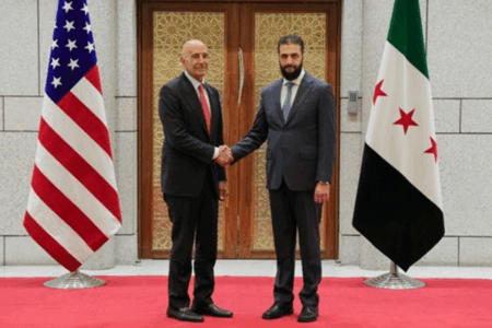 Transition chaotique en Syrie : Washington en profite pour pousser Damas dans les bras de Tel-Aviv. Tel est le message livré par T. Barrak à A. al-Charaa