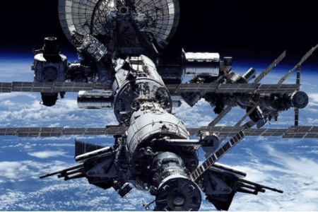Espace : Avec le concours de la Chine, une centrale nucléaire russe sur la Lune en 2035