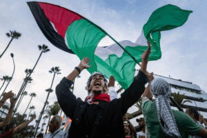 Double agression israélo-américaine contre l’Iran : Sit-in de protestation à Rabat. La Jemaa, condamne, mais fait bande à part...