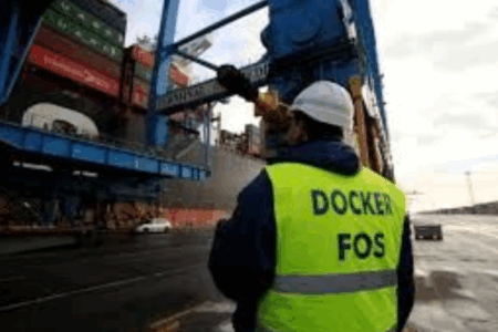 Cargaisons d’armes vers Israël : Les dockers de Marseille-Fos font de la résistance : En déchargeant un container destiné à Tsahal