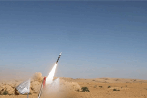 Sanaa perturbe la navigation aérienne à l’aéroport Ben Gourion : Aux drones succèdent les missiles...