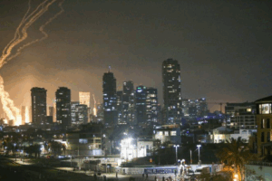 Guerre ouverte entre Israël et l’Iran : Missiles et drones de la partie. La riposte à l’agression sioniste se durcira assure Téhéran