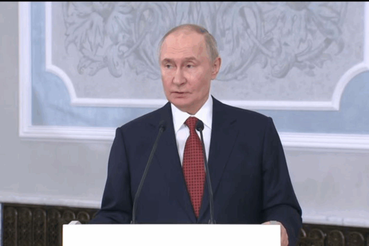 Guerre russo-ukrainienne : Moscou disposé à engager des pourparlers avec Kie. V. Poutine n’est pas réticent à une rencontre avec D. Trump