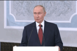 Guerre russo-ukrainienne : Moscou disposé à engager des pourparlers avec Kie. V. Poutine n’est pas réticent à une rencontre avec D. Trump